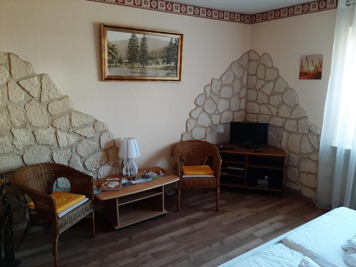 Zum Alten Schusterhaus Bad Endbach Luaran gambar